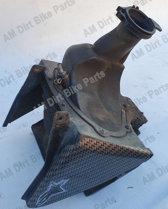 Honda CRF450R Airbox with Rubber Boot / 17253-MEB-770